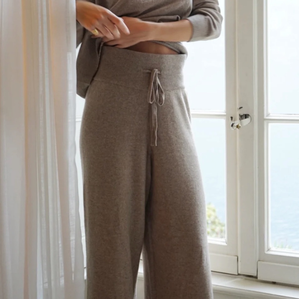 Beachwood Baby The Rocio Cashmere Pants // Rye - Picture 3 of 3